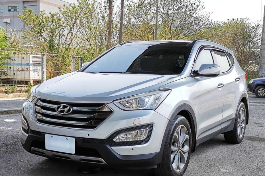 Hyundai_usedcar_2012_Santa Fe 2.2_179641km_Hyundai中古車_Santa Fe_圖片