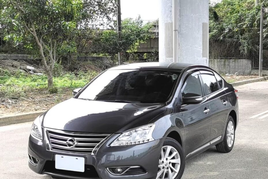 Nissan_usedcar_2015_Sentra_1.8_160899km_Nissan中古車_Sentra_圖片 (1)